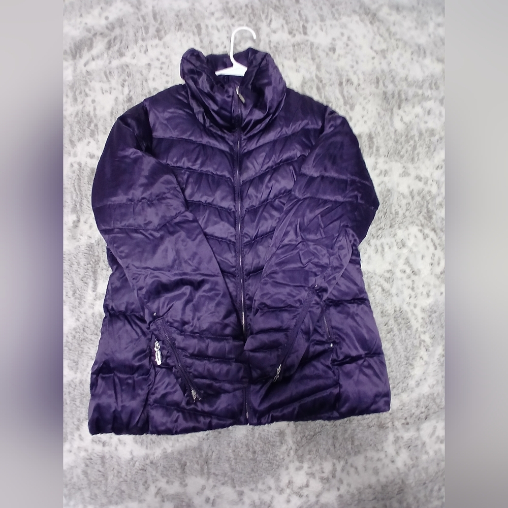 Eddie Bauer Women's Deep Purple Puffer Jacket